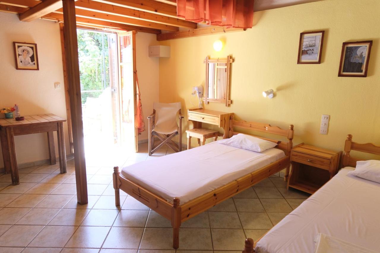 Taxiarchis Apartments Skiathos Town Luaran gambar