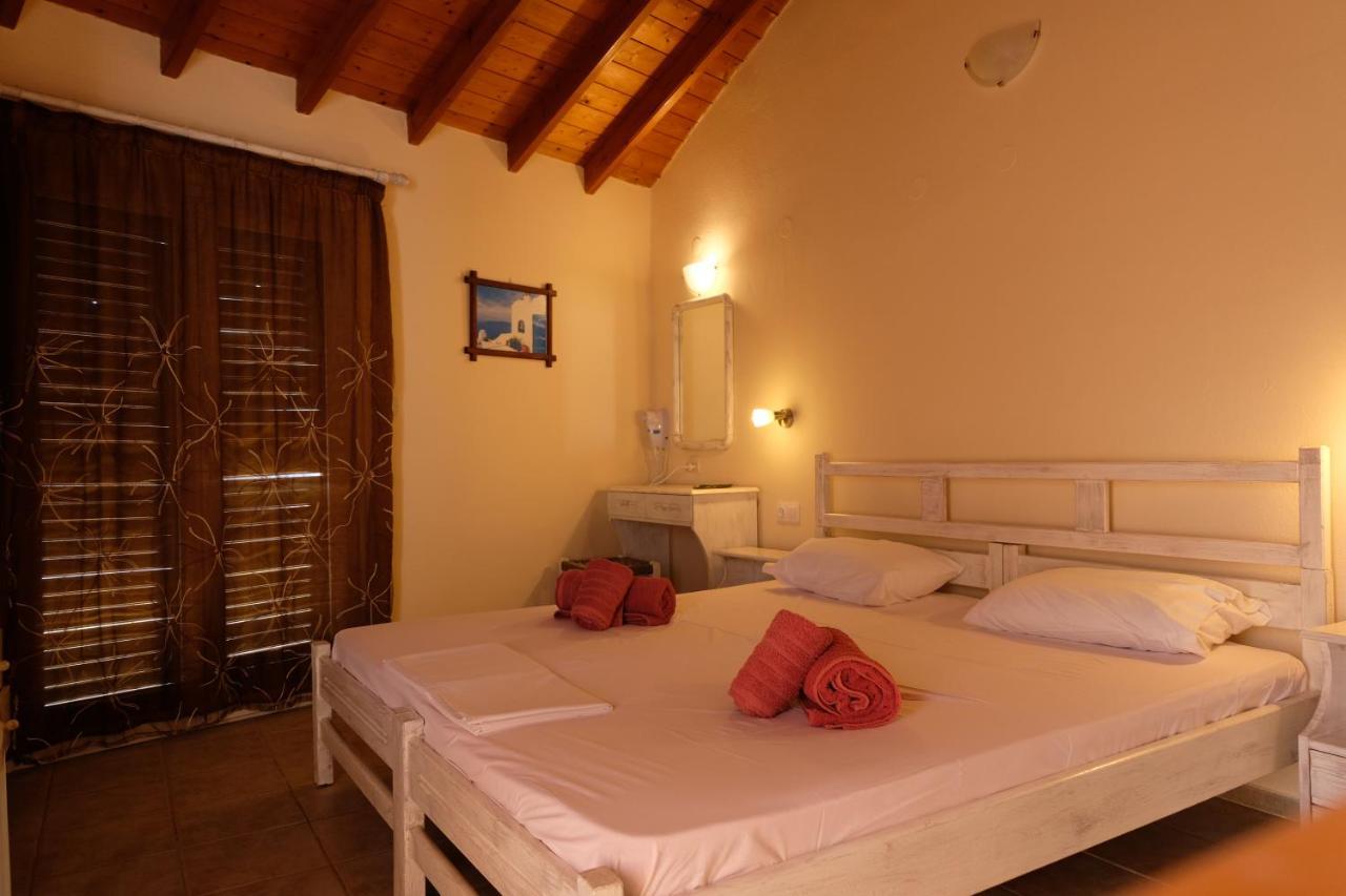 Taxiarchis Apartments Skiathos Town Luaran gambar