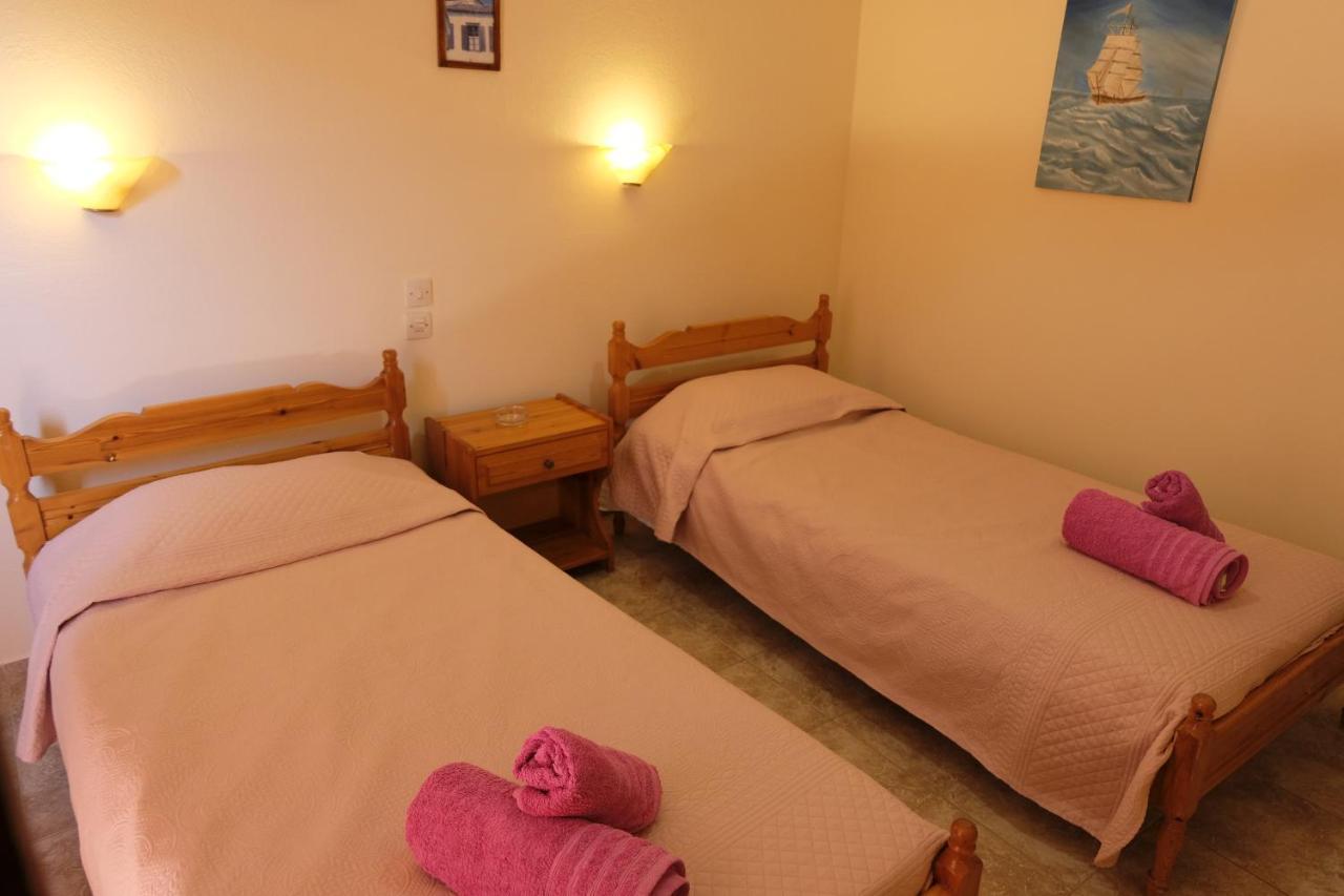 Taxiarchis Apartments Skiathos Town Luaran gambar