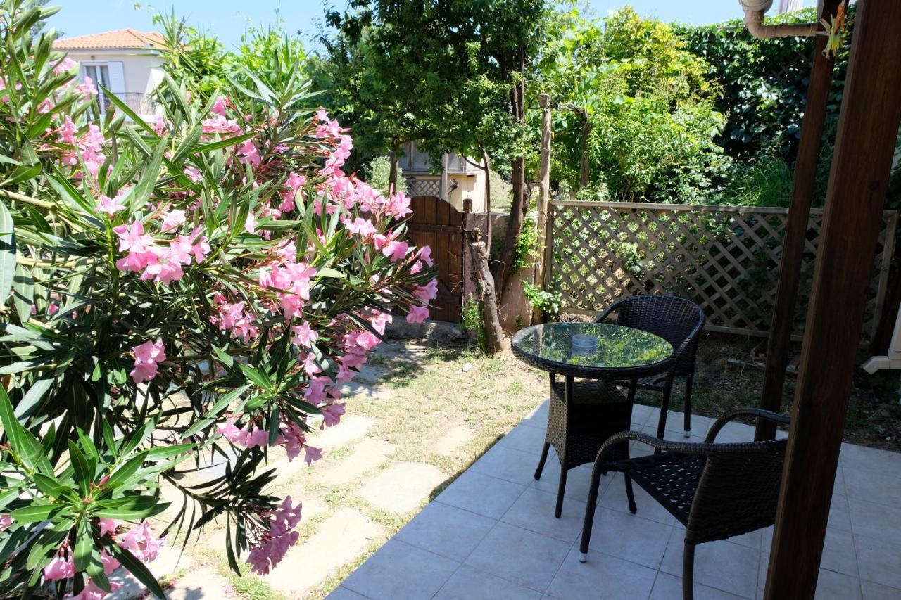Taxiarchis Apartments Skiathos Town Luaran gambar