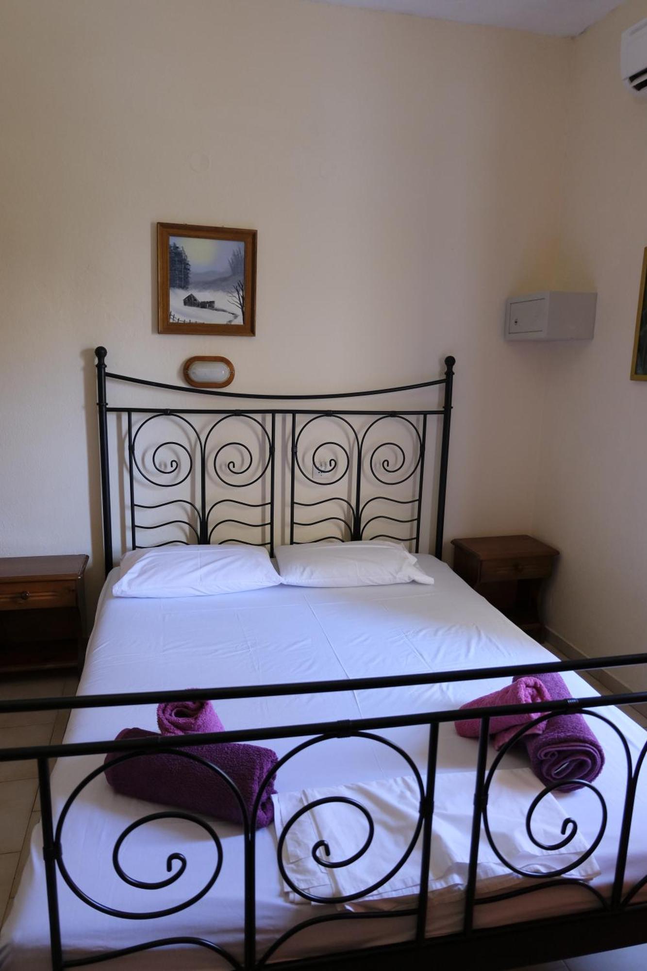 Taxiarchis Apartments Skiathos Town Bilik gambar