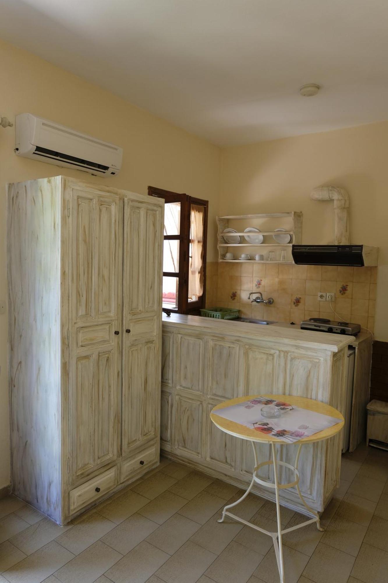 Taxiarchis Apartments Skiathos Town Bilik gambar